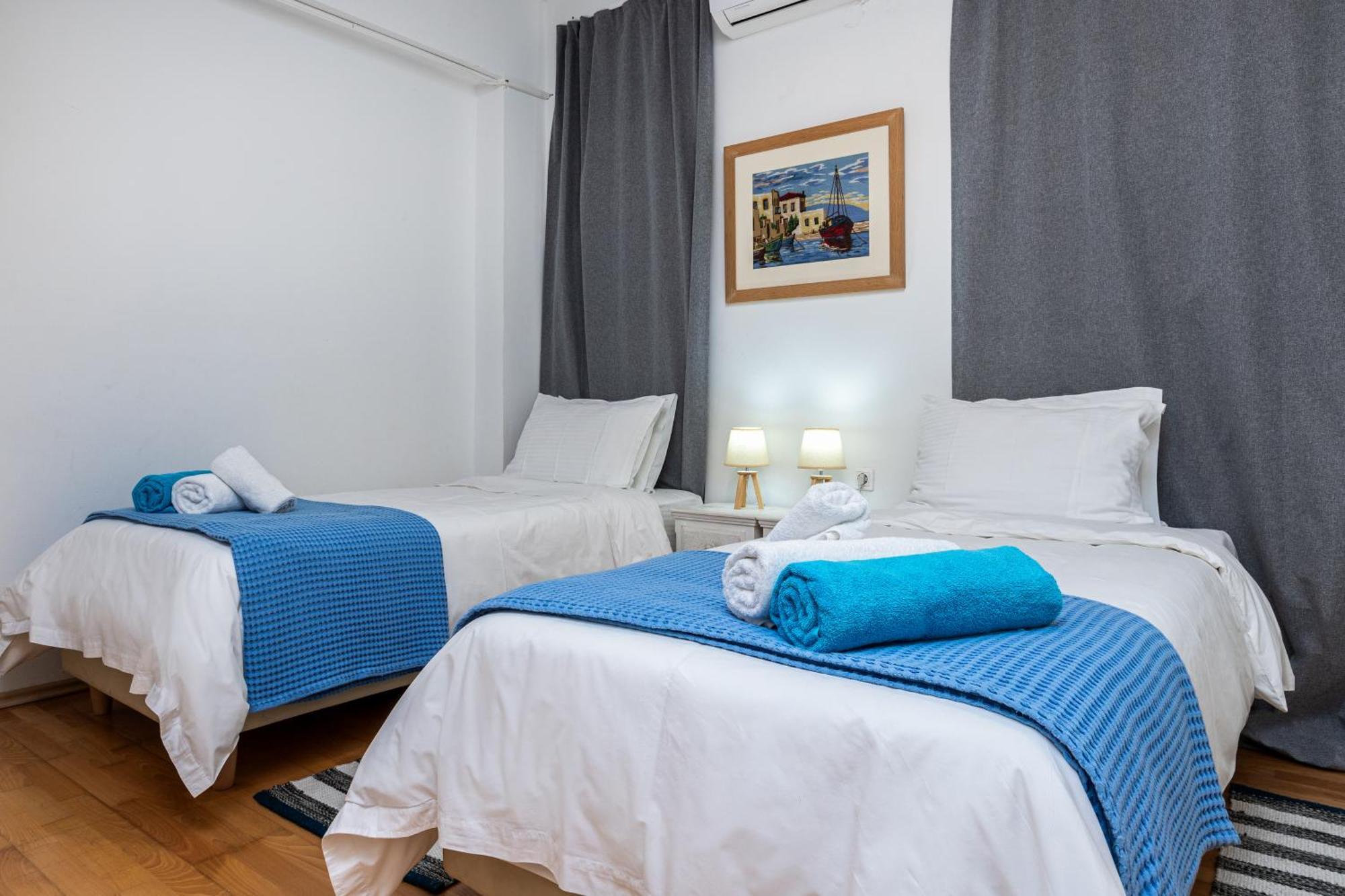Dimitra Apartment With Private Pool And Sea View -The Ground Floor Of A Two Storey Building Daratsos Exterior photo