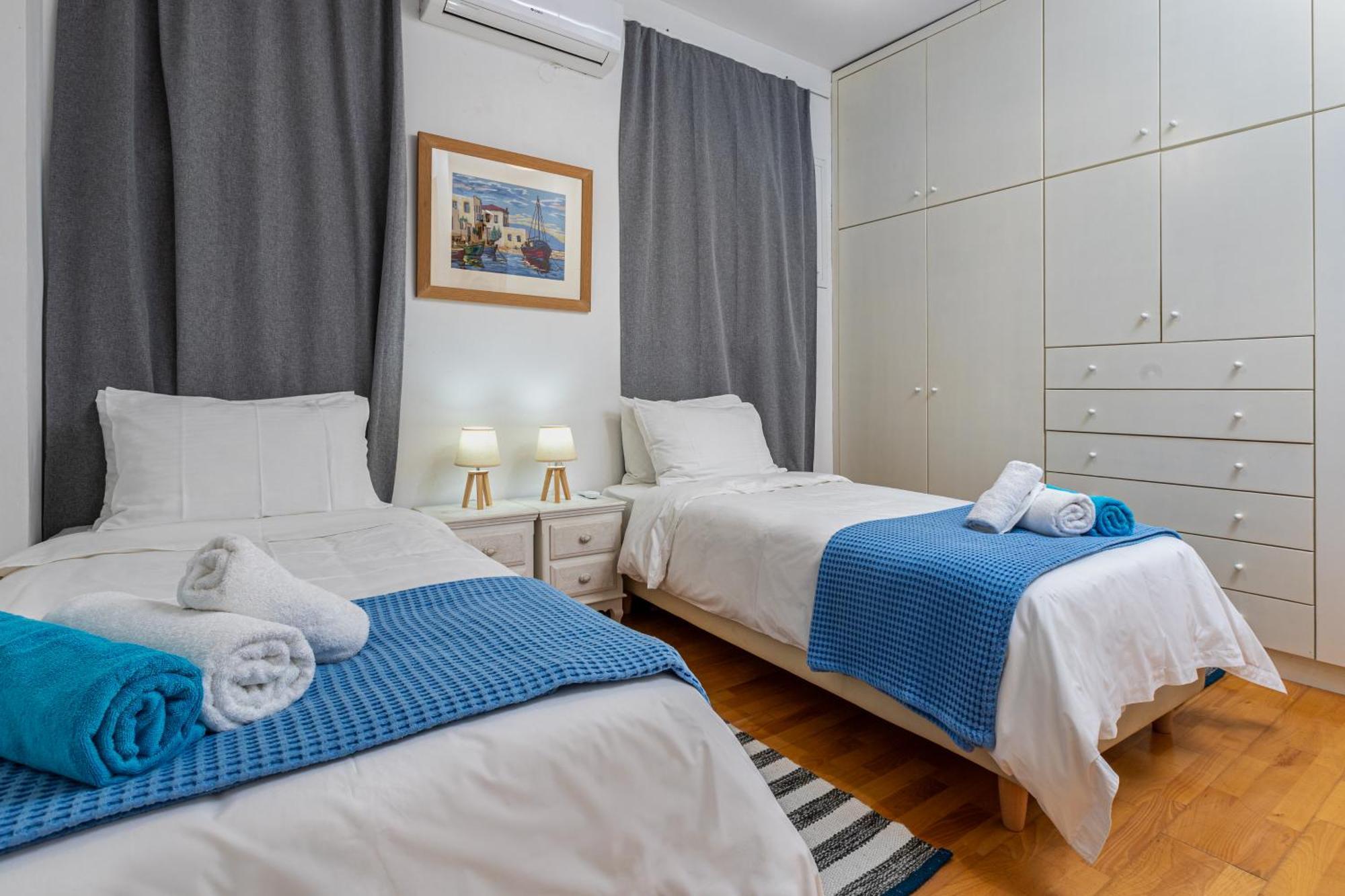 Dimitra Apartment With Private Pool And Sea View -The Ground Floor Of A Two Storey Building Daratsos Exterior photo